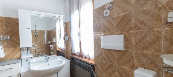 7-Zimmer Villa in Leno, Italy, Nr. 234680 25