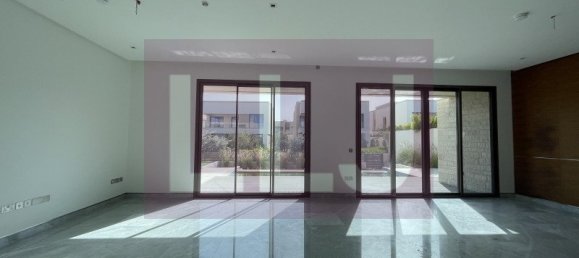 Villa T5 em Saadiyat Island, UAE N.º 53875 10