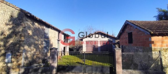 3 bedrooms House in Madiran, France No. 290202 3