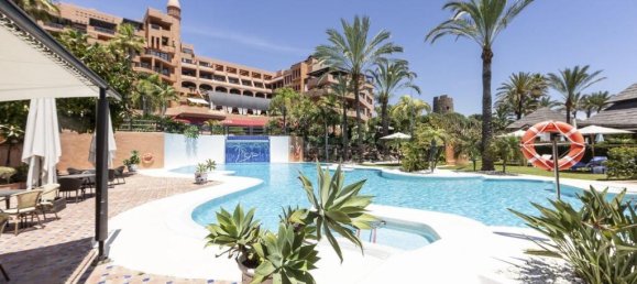 Apartamento de 1 dormitorio en Marbella, Spain No. 186595 2