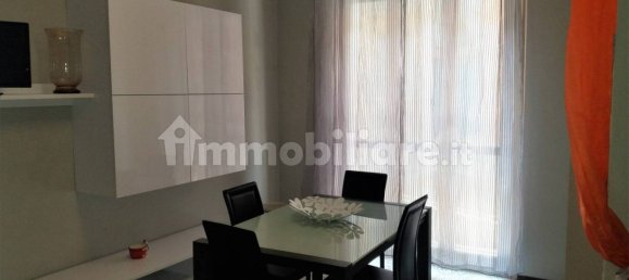 1 bedroom Apartment in Turin, Italy No. 204489 2