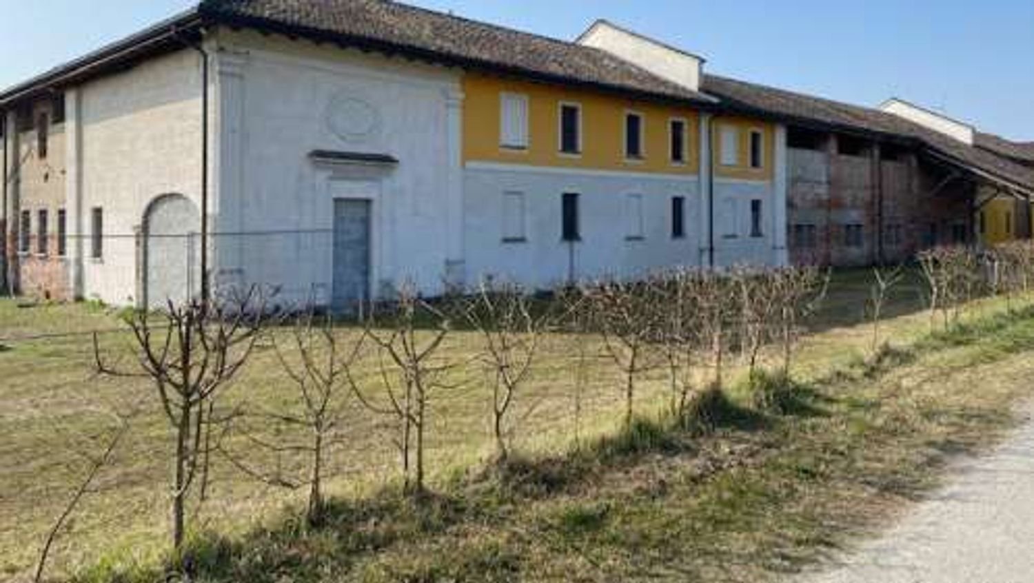 Studio in Vigevano, Italy No. 296413