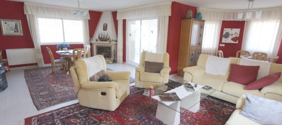 5 bedrooms Villa in Calpe, Spain No. 7504 9