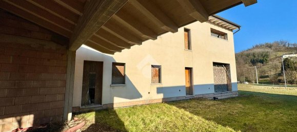 4 rooms House in Marostica, Italy No. 155635 9