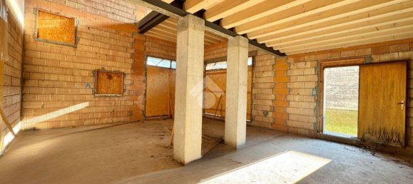 4 rooms House in Marostica, Italy No. 155635 2