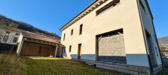 4 rooms House in Marostica, Italy No. 155635 10