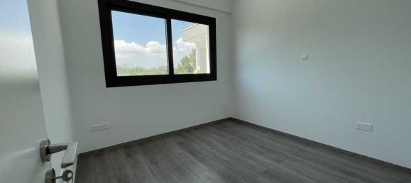 Apartamento de 3 dormitorios en Germasogeia, Cyprus No. 8050 11