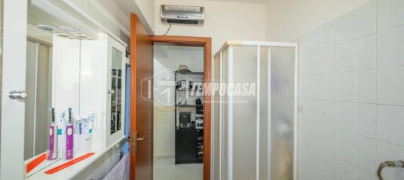 4 rooms Apartment in Messina, Italy No. 269581 16