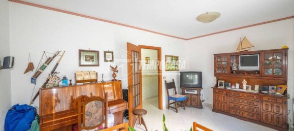 4 rooms Apartment in Messina, Italy No. 269581 31