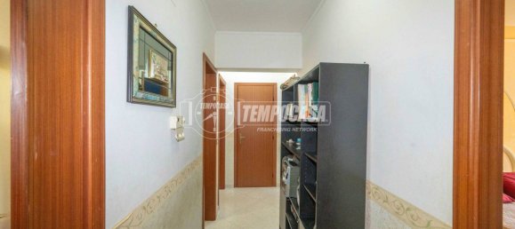 4 rooms Apartment in Messina, Italy No. 269581 8