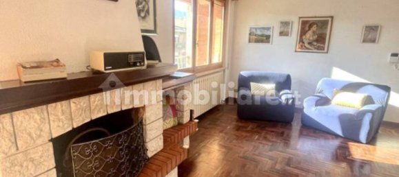 Apartamento T2 em Barga, Italy N.º 9993 4