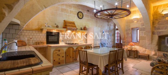 3 غرف نوم مزرعة في Gharb, Malta رقم 5476 8