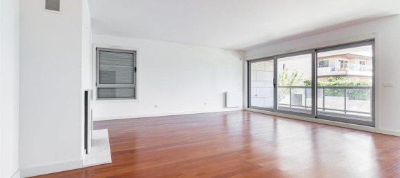 4 Schlafzimmer Wohnung in Porto, Portugal, Nr. 142755 2