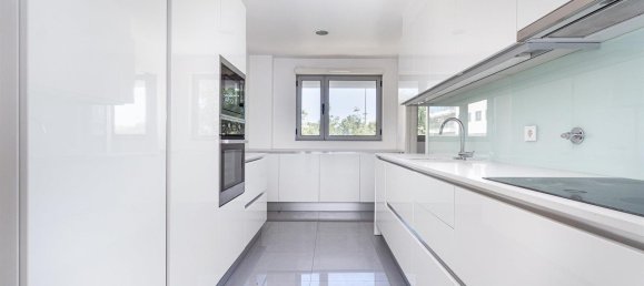 4 Schlafzimmer Wohnung in Porto, Portugal, Nr. 142755 3