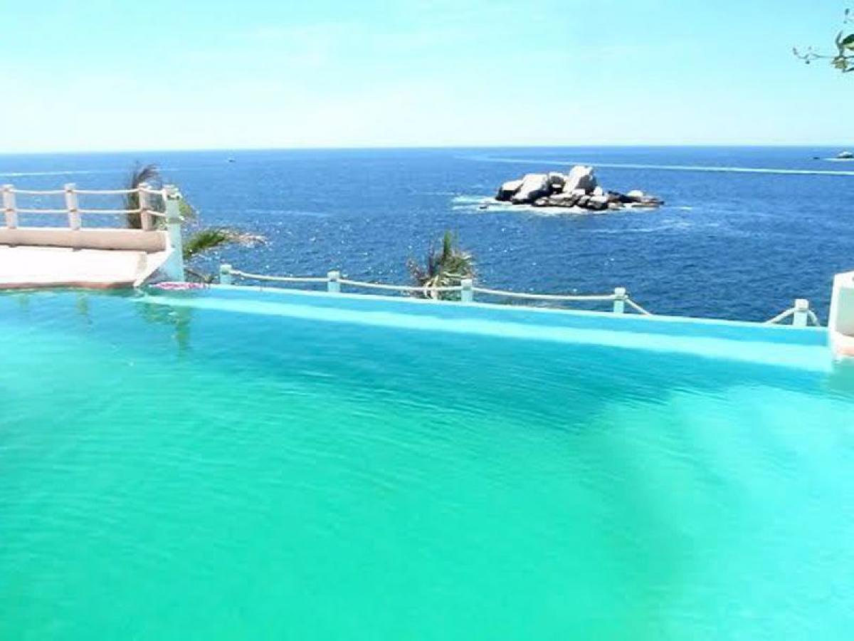 9 bedrooms House in Acapulco de Juarez, Mexico No. 177104