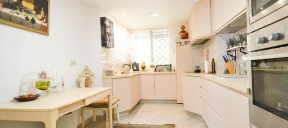 3 bedrooms Penthouse in Estepona, Spain No. 37157 7