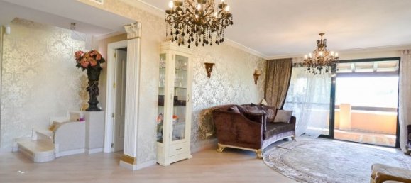 3 bedrooms Penthouse in Estepona, Spain No. 37157 14