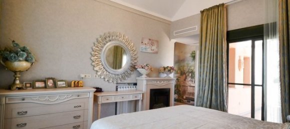 3 bedrooms Penthouse in Estepona, Spain No. 37157 21