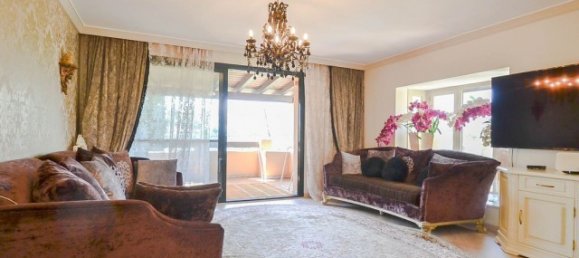 3 bedrooms Penthouse in Estepona, Spain No. 37157 13