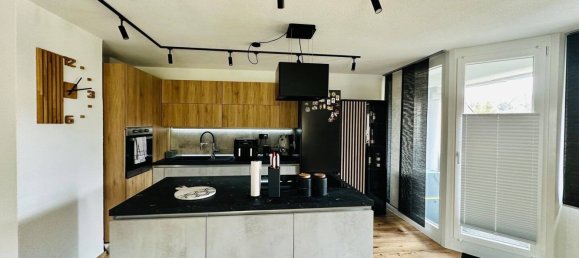 4 rooms Apartment in Baden-Wurttemberg, Germany No. 11462 6