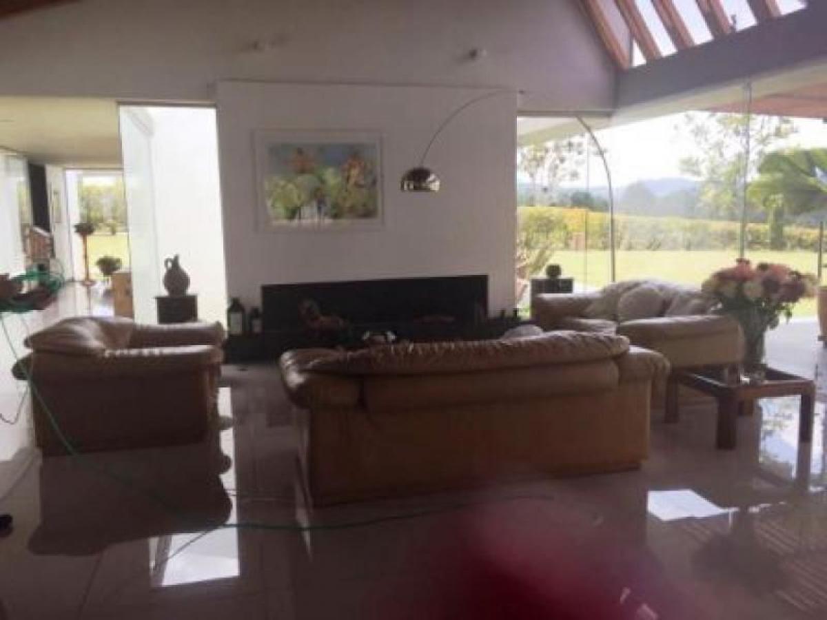 4 bedrooms House in Antioquia, Colombia No. 7587