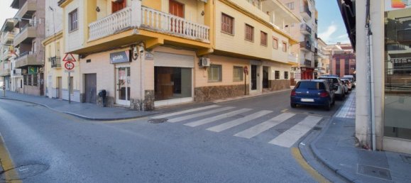 165m² Commercial property in Maracena, Spain No. 168926 3