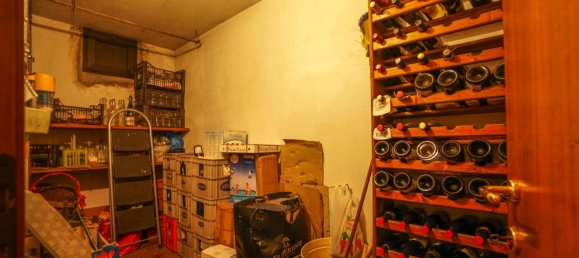 Casa de 5 habitaciónes en San Bonifacio, Italy No. 232743 5