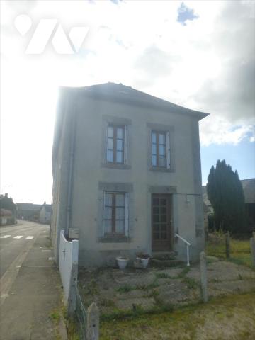 3 chambres Maison à Mayenne, France No. 295176