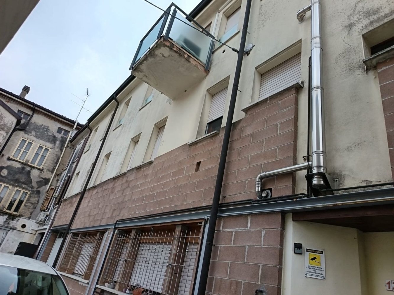 4 bedrooms Apartment in Borgo Virgilio, Italy No. 398526