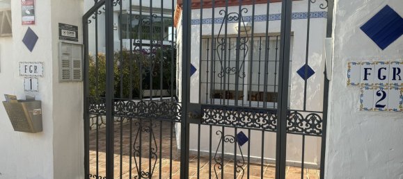 Apartamento de 3 dormitorios en Marbella, Spain No. 59324 29