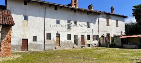 4-Zimmer Haus in Novara, Italy, Nr. 223174 12