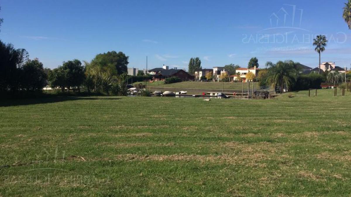  قطعة أرض في Tigre, Argentina رقم 113180