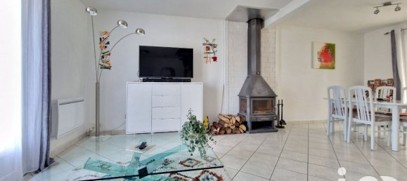 4 bedrooms House in Sarthe, France No. 102477 5