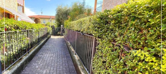 3 bedrooms Apartment in Gussago, Italy No. 330997 6