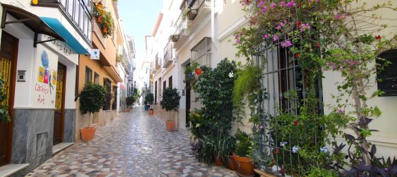 1526m² Land in Coin, Spain No. 149814 10