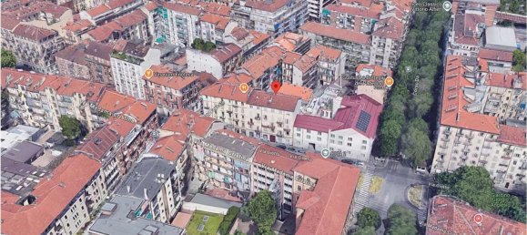 2 rooms Apartment in Turin, Italy No. 10377 10