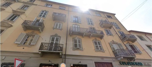 2 rooms Apartment in Turin, Italy No. 10377 6