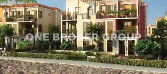 4 bedrooms Townhouse in Jumeirah, UAE No. 2650 11