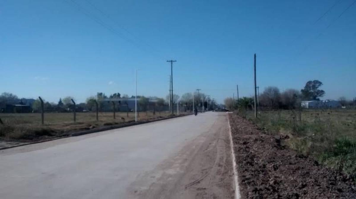 Grundstück in Lobos, Argentina, Nr. 38687