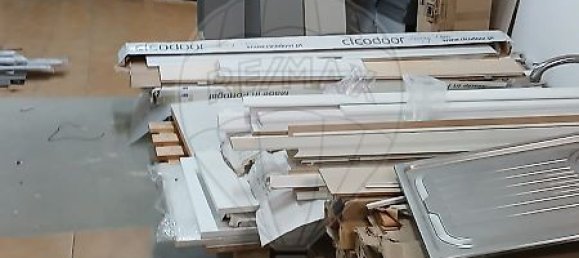 179m² Commercial property in Setubal, Portugal No. 68197 2