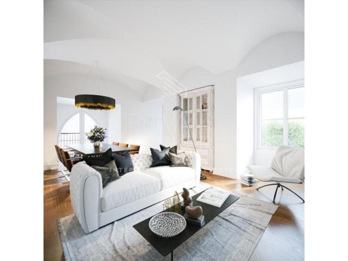 Studio in Lisbon, Portugal No. 5374