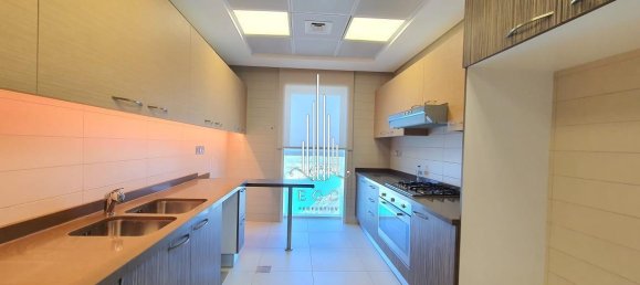 Квартира с 3 спальнями в Corniche Road, ОАЭ № 22674 16