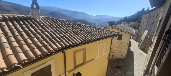 6 rooms Apartment in Gualdo Tadino, Italy No. 220045 26