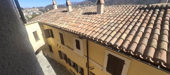6 rooms Apartment in Gualdo Tadino, Italy No. 220045 25