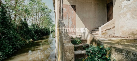 3 Schlafzimmer Villa in Garlasco, Italy, Nr. 365775 5