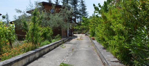 Villa de 5 habitaciónes en Civitella Casanova, Italy No. 161517 34