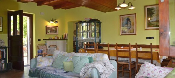 Villa de 5 habitaciónes en Civitella Casanova, Italy No. 161517 11