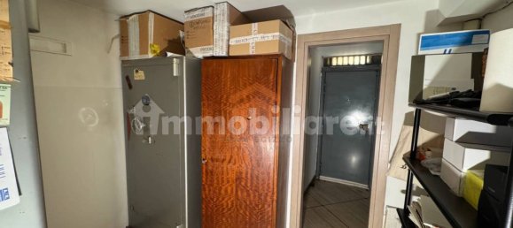 2-Zimmer Gewerbliche Immobilie in Naples, Italy, Nr. 275260 5