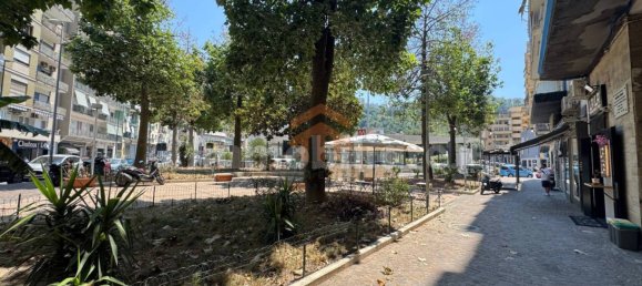 2-Zimmer Gewerbliche Immobilie in Naples, Italy, Nr. 275260 15