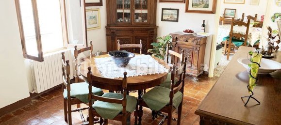 4 bedrooms Apartment in Cetona, Italy No. 80875 5